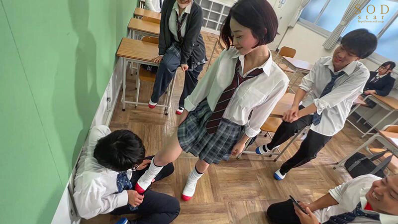 หนังเอวี แบล็คเมล์สาวหัวหน้าห้องขี้แกล้ง STARS-824 6 หนังเอวี