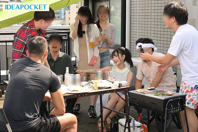 หนังโป๊av แฟนโดนรุมเย็ดในงานปาร์ตี้เซ็กส์บาร์บีคิว IPZZ-246 13 หนังav